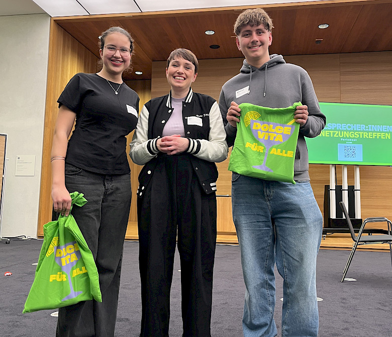 Wir setzen uns für eure Rechte ein - Besuch im Parlament